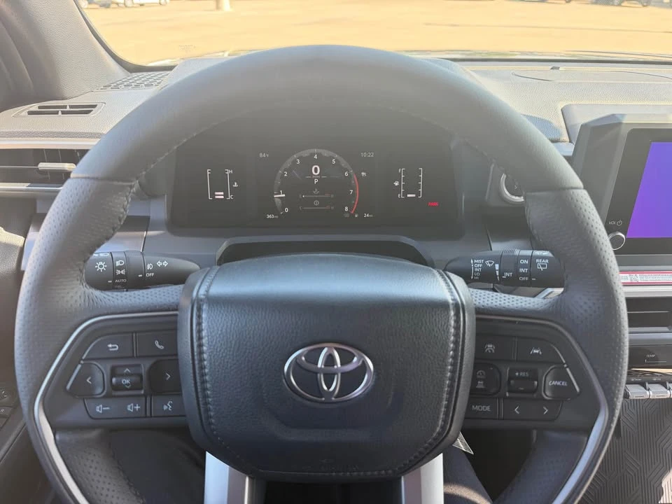 2026 Toyota 4Runner 6th Gen - Image 8 of 16