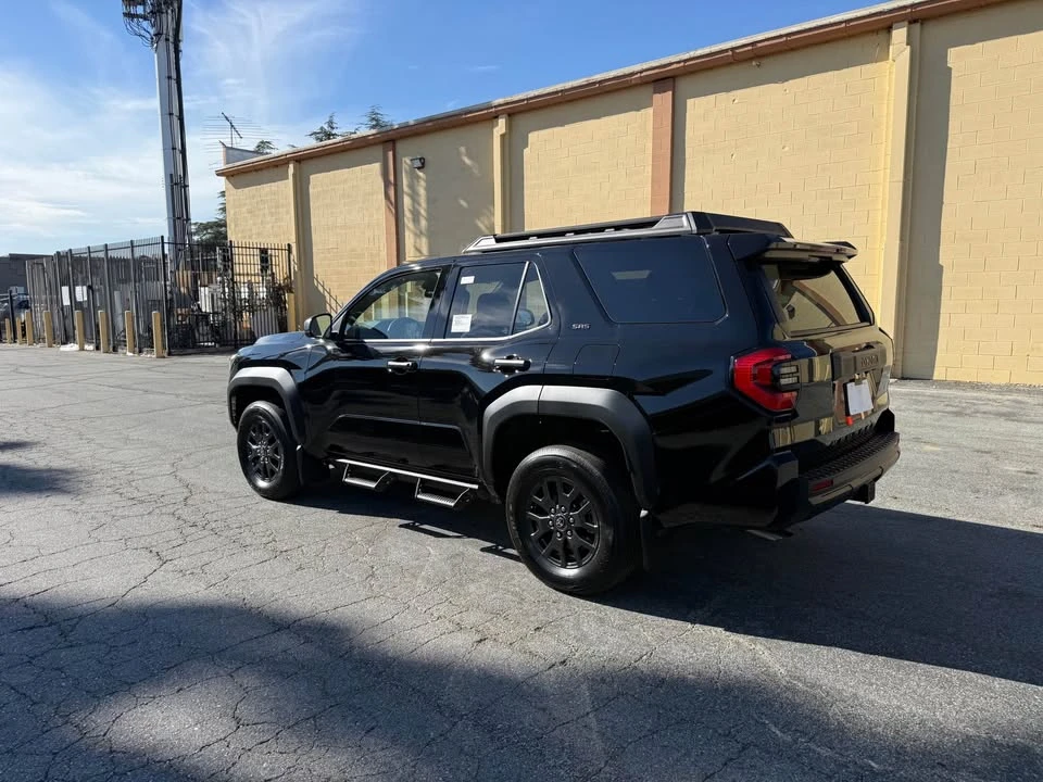 2026 Toyota 4Runner 6th Gen - Image 3 of 10