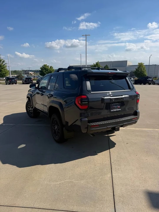 2026 Toyota 4Runner 6th Gen - Image 6 of 16