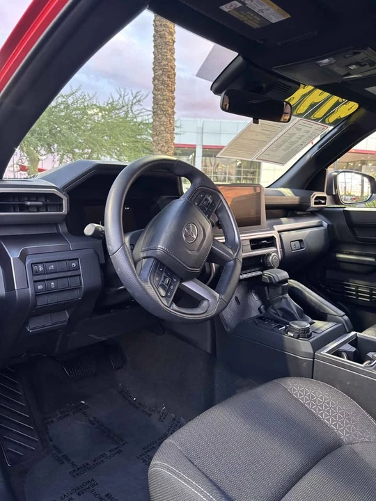 2026 Toyota 4Runner 6th Gen - Image 3 of 4