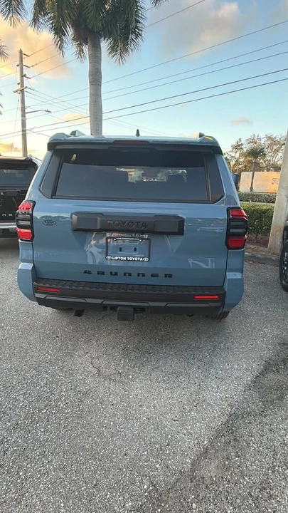 2026 Toyota 4Runner 6th Gen - Image 2 of 4