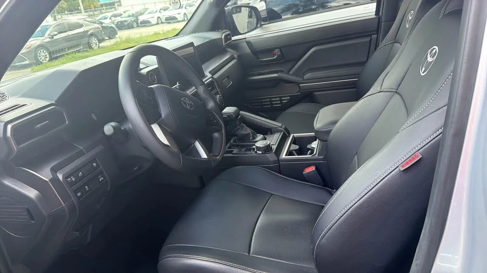 2026 Toyota 4Runner 6th Gen - Image 2 of 6