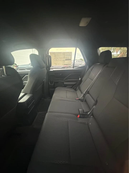 2026 Toyota 4Runner 6th Gen - Image 5 of 5