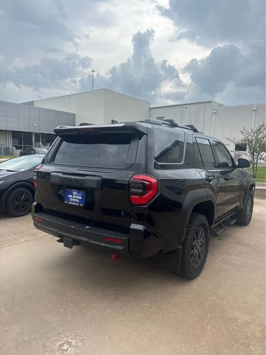 2026 Toyota 4Runner 6th Gen - Image 3 of 5