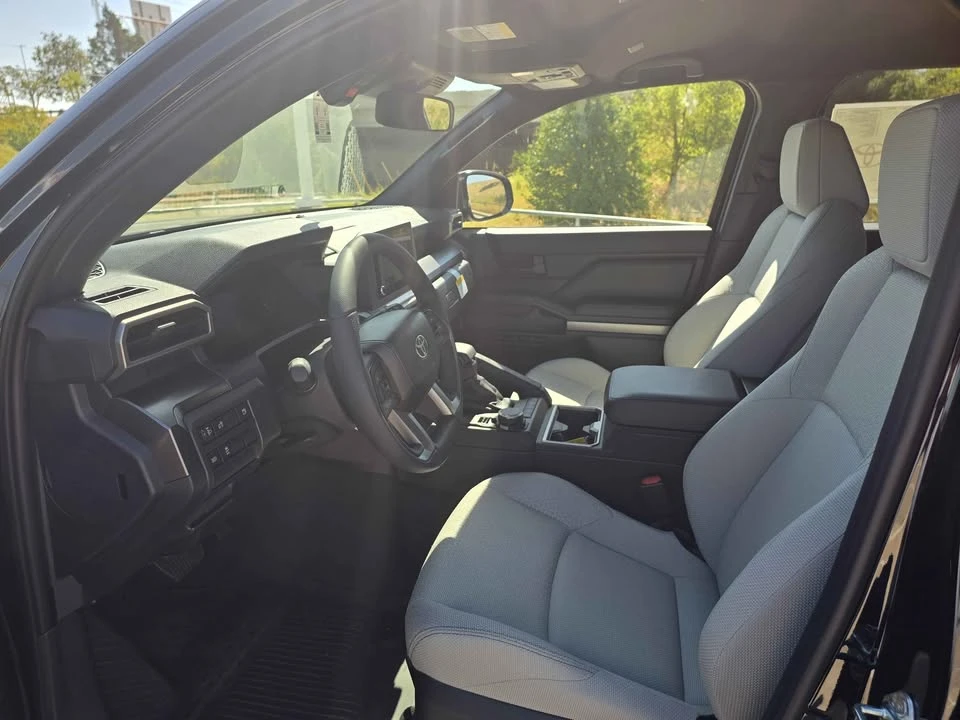 2026 Toyota 4Runner 6th Gen - Image 7 of 12