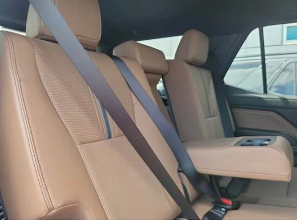 2026 Toyota 4Runner 6th Gen - Image 3 of 4