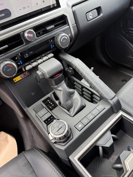 2026 Toyota 4Runner 6th Gen - Image 11 of 15