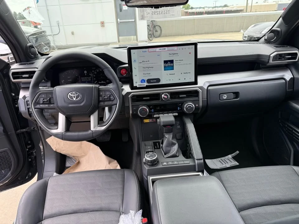 2026 Toyota 4Runner 6th Gen - Image 7 of 15