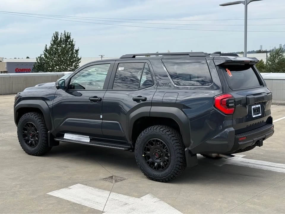 2026 Toyota 4Runner 6th Gen - Image 3 of 15