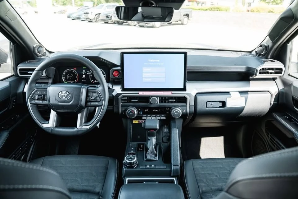 2026 Toyota 4Runner 6th Gen - Image 10 of 17