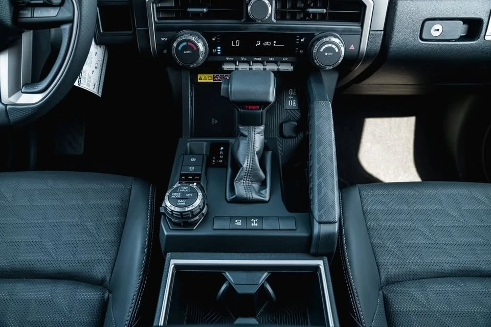 2026 Toyota 4Runner 6th Gen - Image 13 of 17