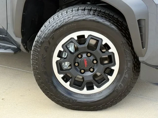 2026 Toyota 4Runner 6th Gen - Image 2 of 19