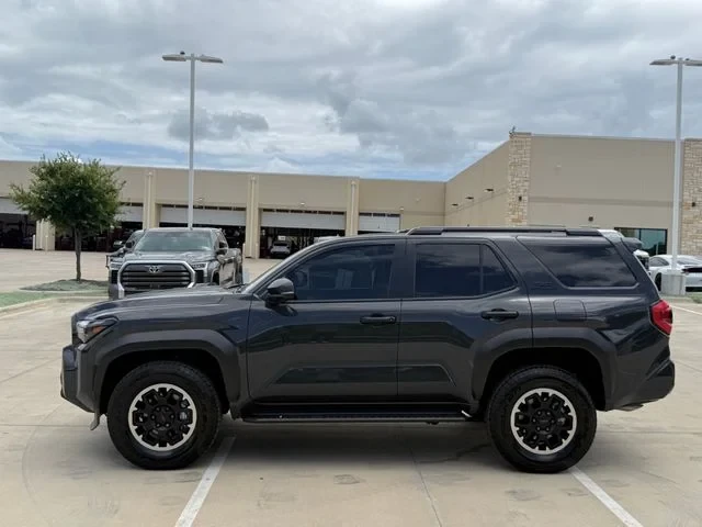 2026 Toyota 4Runner 6th Gen - Image 7 of 19