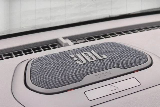 2026 Toyota 4Runner 6th Gen - Image 17 of 20
