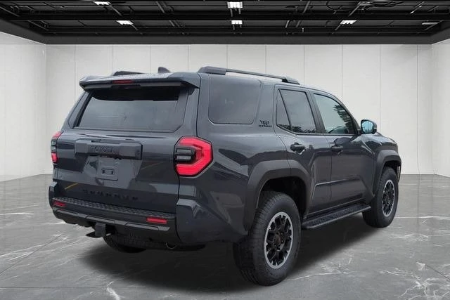 2026 Toyota 4Runner 6th Gen - Image 5 of 20