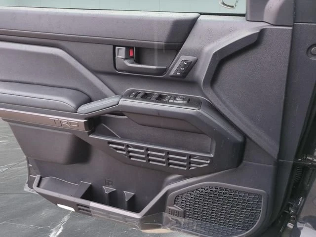 2026 Toyota 4Runner 6th Gen - Image 15 of 20