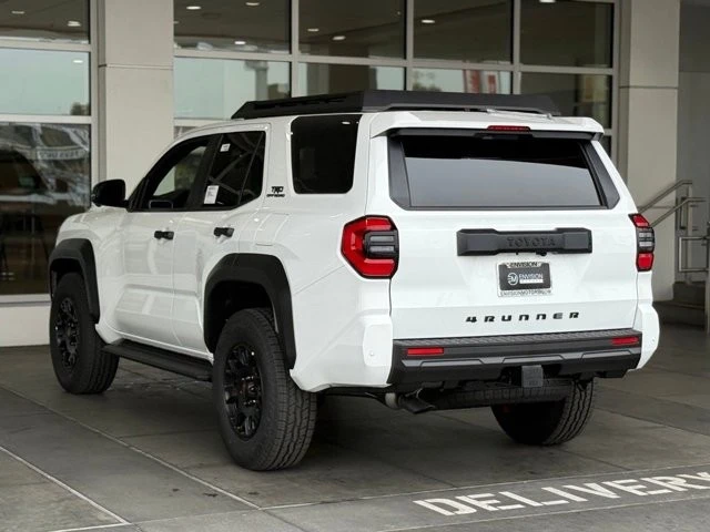2026 Toyota 4Runner 6th Gen - Image 9 of 12