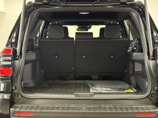 2026 Toyota 4Runner 6th Gen - Image 11 of 12