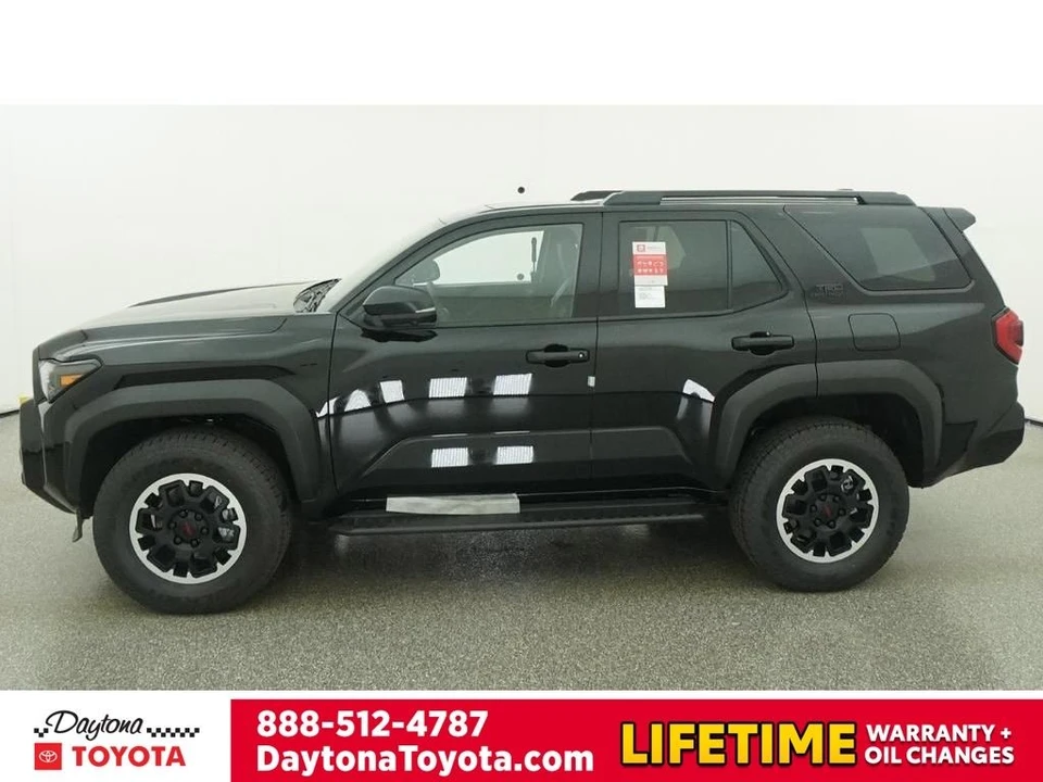 2026 Toyota 4Runner 6th Gen - Image 3 of 12