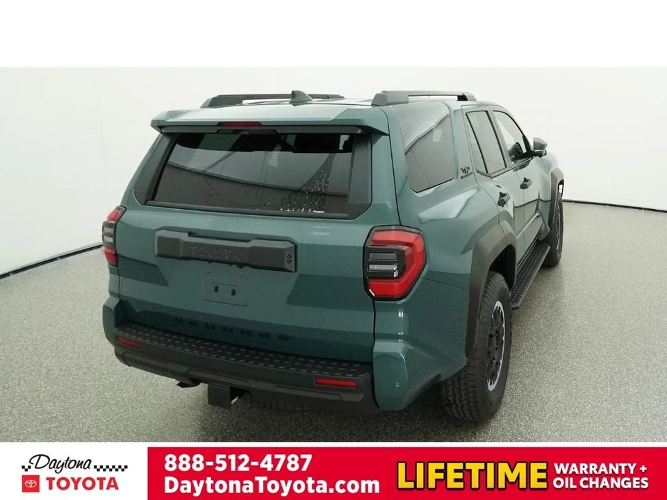 2026 Toyota 4Runner 6th Gen - Image 8 of 12