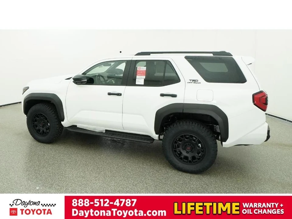 2026 Toyota 4Runner 6th Gen - Image 4 of 12