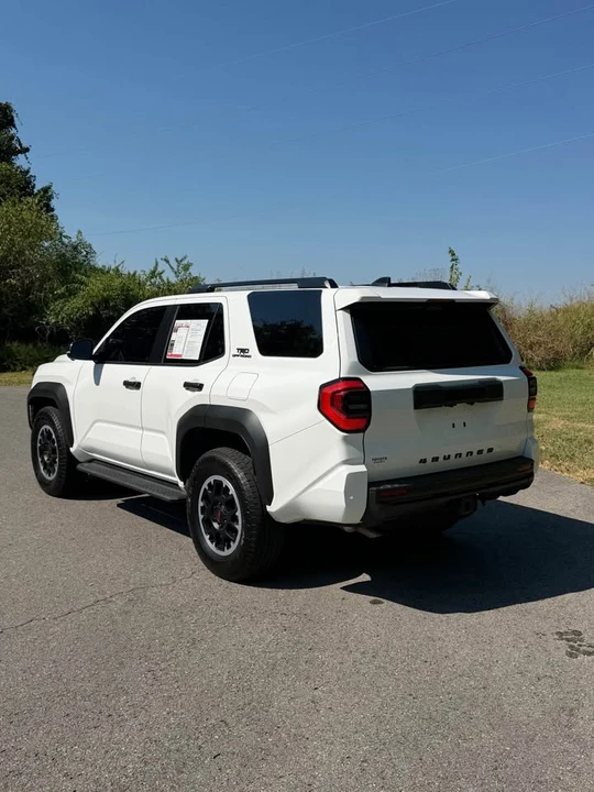 2026 Toyota 4Runner 6th Gen - Image 4 of 16