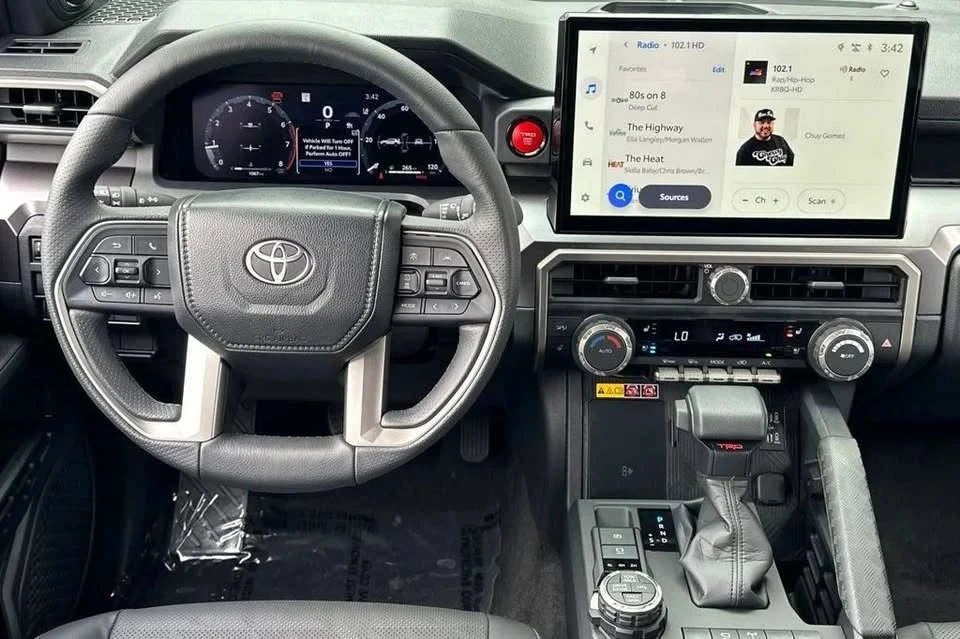 2026 Toyota 4Runner 6th Gen - Image 13 of 19