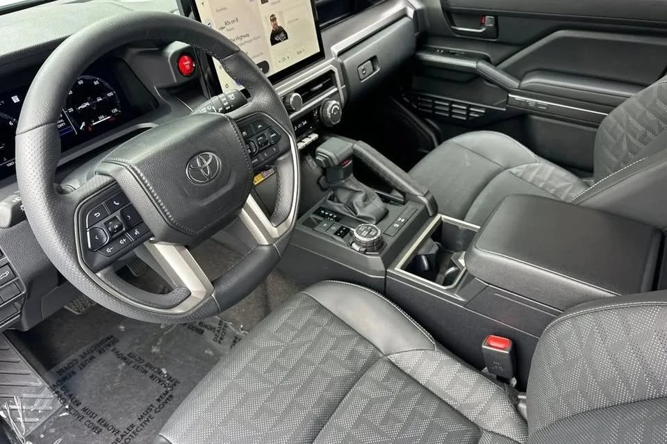 2026 Toyota 4Runner 6th Gen - Image 9 of 19