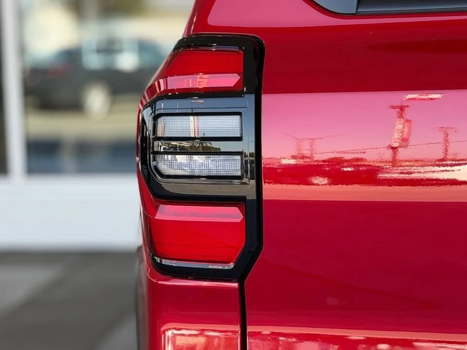 2026 Toyota 4Runner 6th Gen - Image 12 of 19