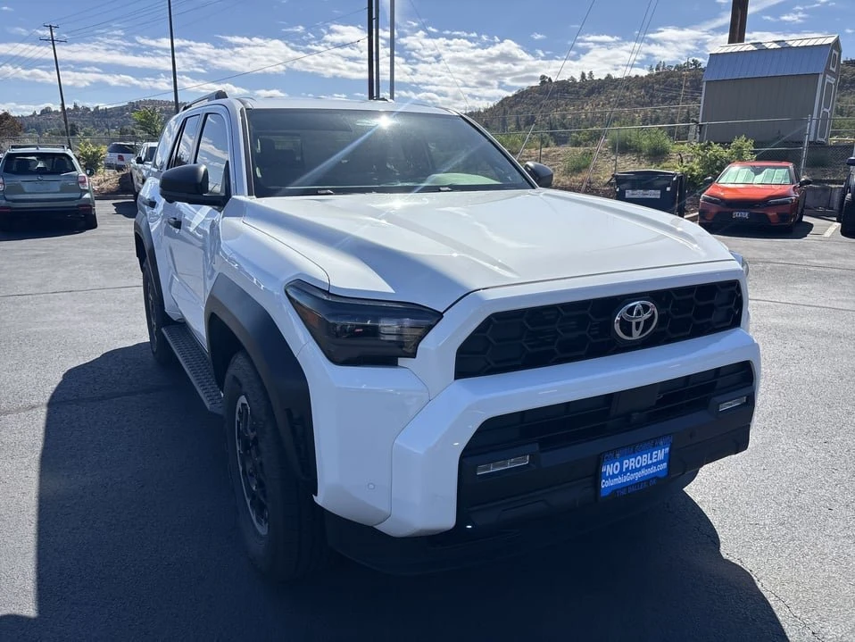 2026 Toyota 4Runner 6th Gen - Image 7 of 10