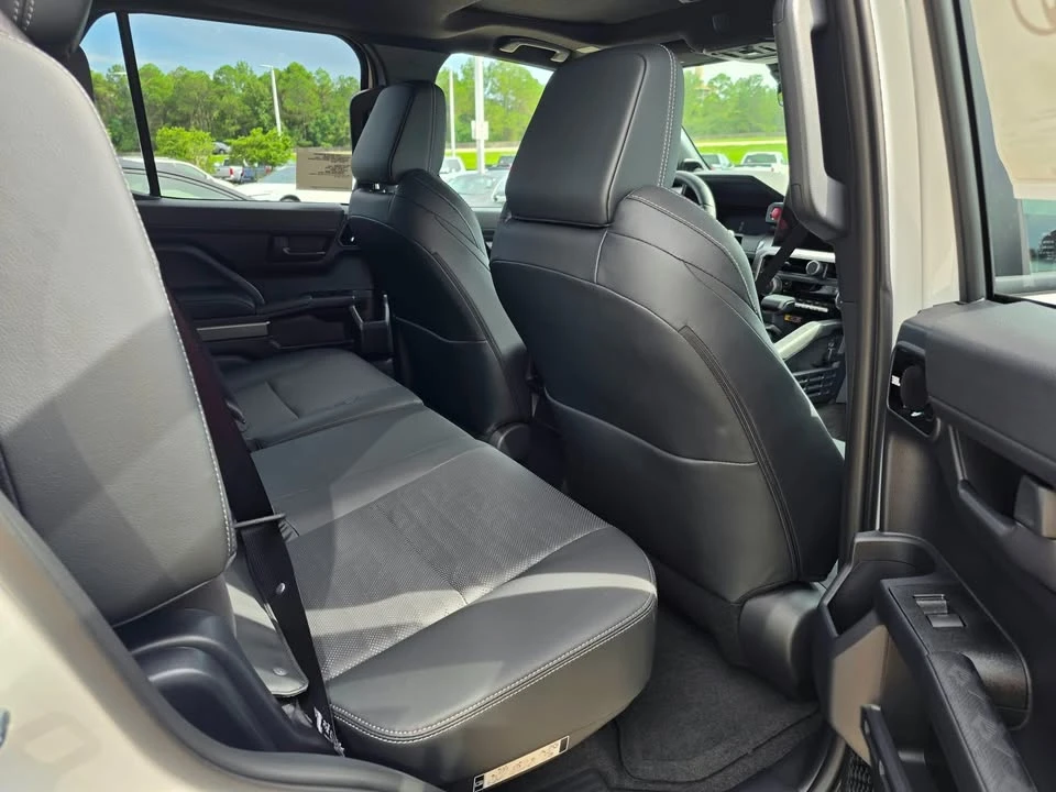 2026 Toyota 4Runner 6th Gen - Image 14 of 16