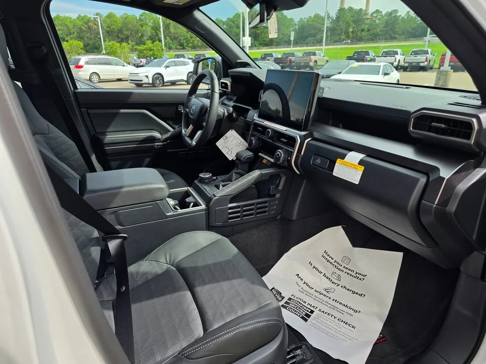 2026 Toyota 4Runner 6th Gen - Image 11 of 16