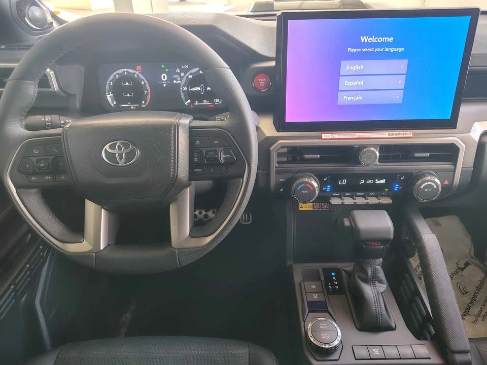 2026 Toyota 4Runner 6th Gen - Image 11 of 19