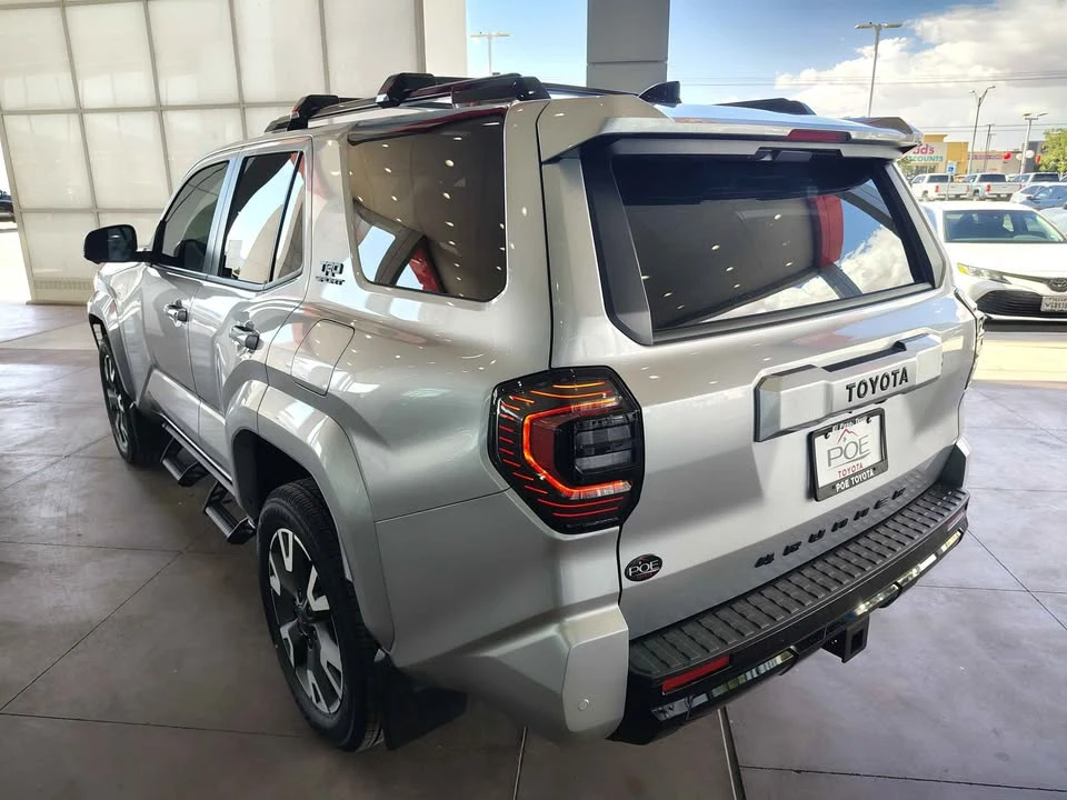2026 Toyota 4Runner 6th Gen - Image 14 of 19