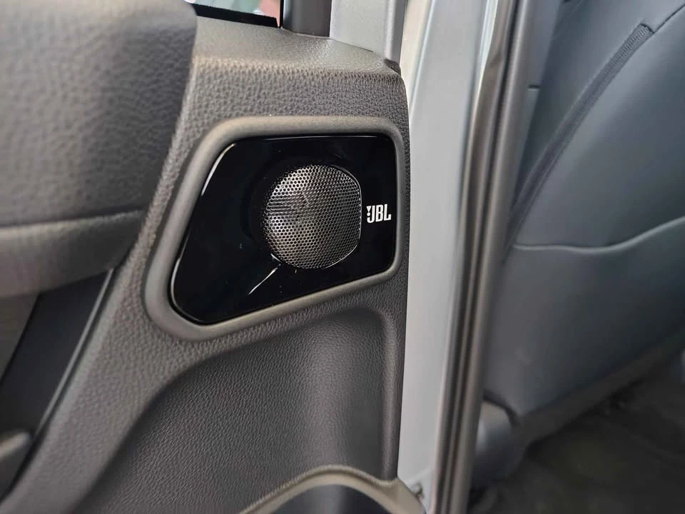 2026 Toyota 4Runner 6th Gen - Image 5 of 19