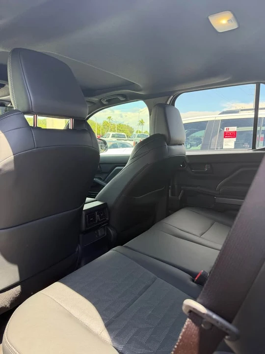 2026 Toyota 4Runner 6th Gen - Image 6 of 7