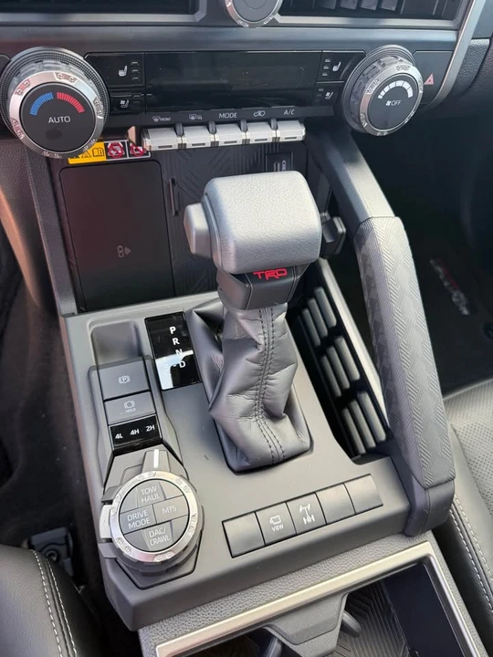 2026 Toyota 4Runner 6th Gen - Image 4 of 7