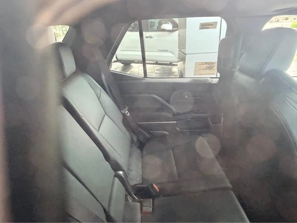 2026 Toyota 4Runner 6th Gen - Image 6 of 9