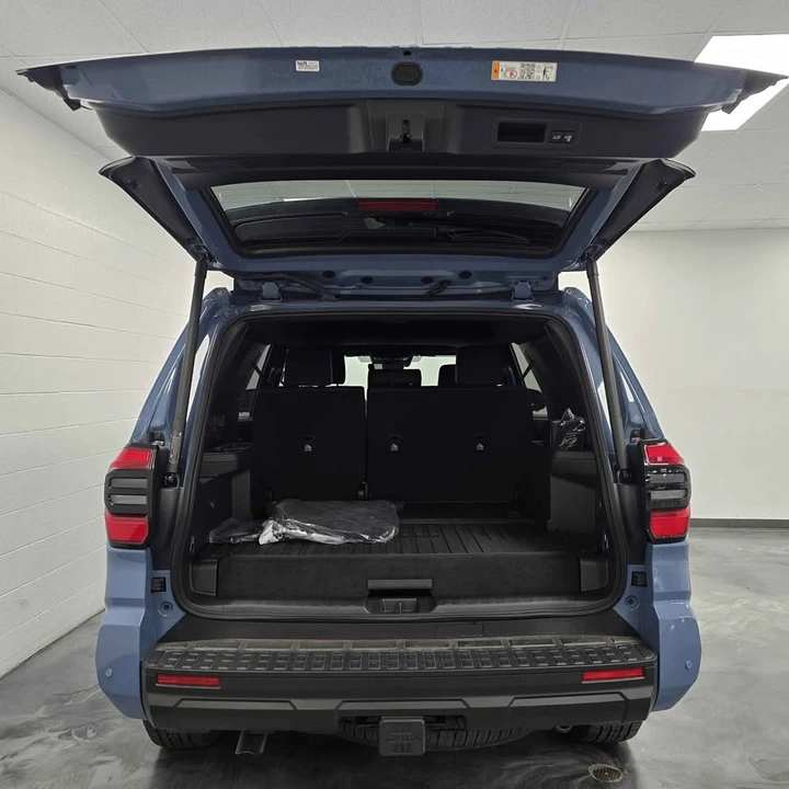 2026 Toyota 4Runner 6th Gen - Image 7 of 20