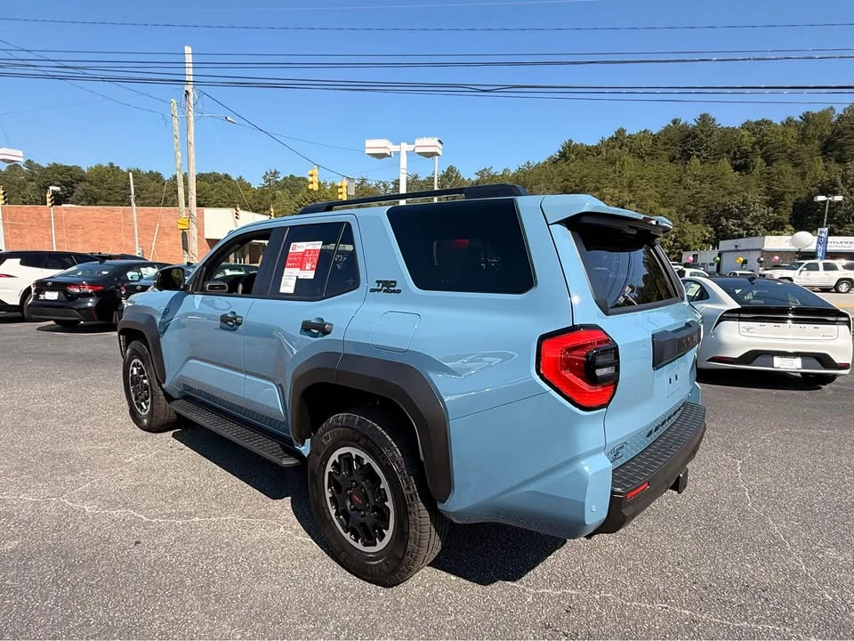 2026 Toyota 4Runner 6th Gen - Image 3 of 16