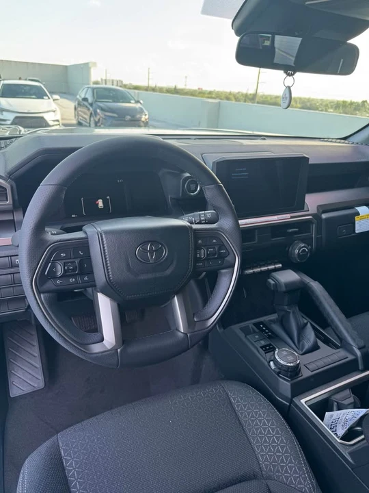 2026 Toyota 4Runner 6th Gen - Image 8 of 9