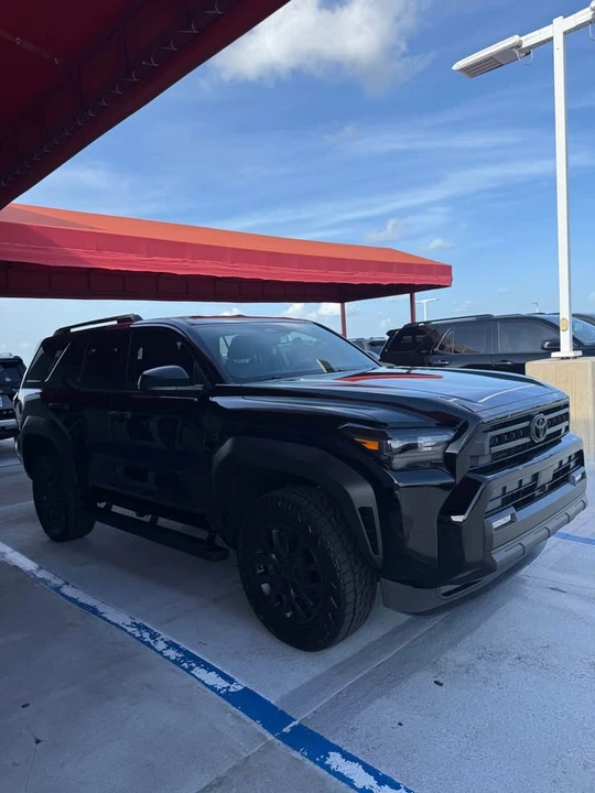 2026 Toyota 4Runner 6th Gen - Image 3 of 9
