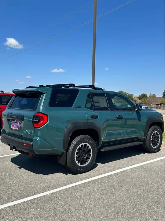 2026 Toyota 4Runner 6th Gen - Image 3 of 4