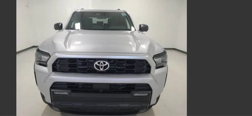 2026 Toyota 4Runner 6th Gen - Image 4 of 20