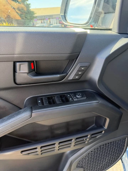2026 Toyota 4Runner 6th Gen - Image 13 of 20