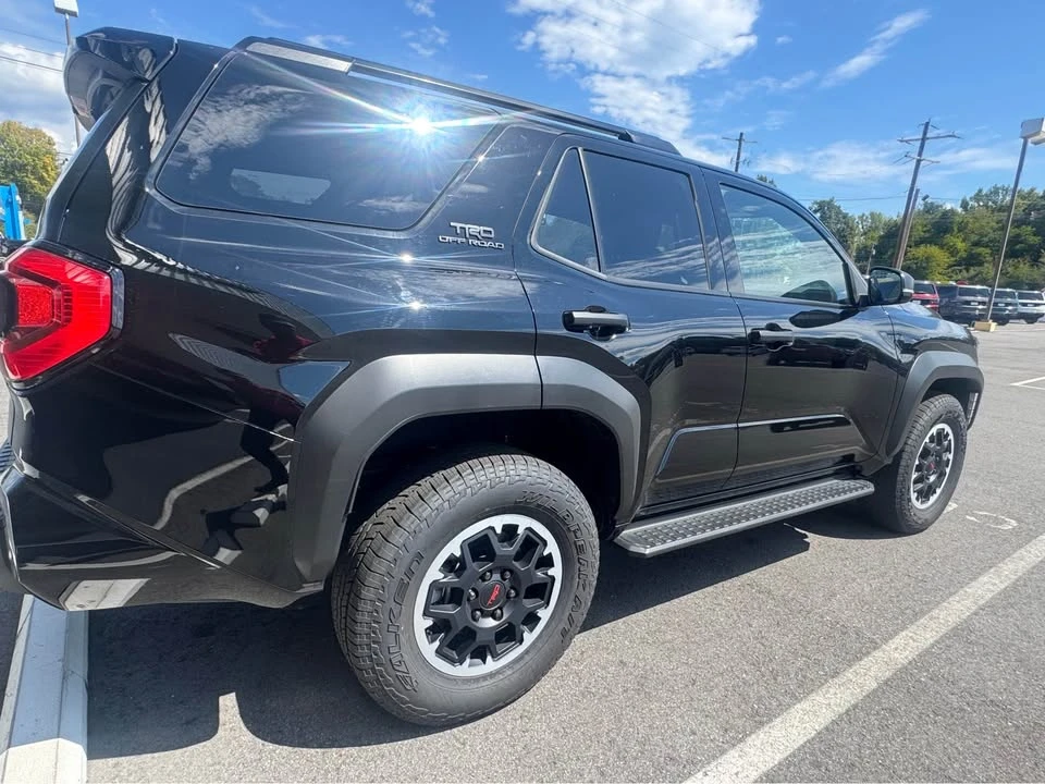 2026 Toyota 4Runner 6th Gen - Image 5 of 8