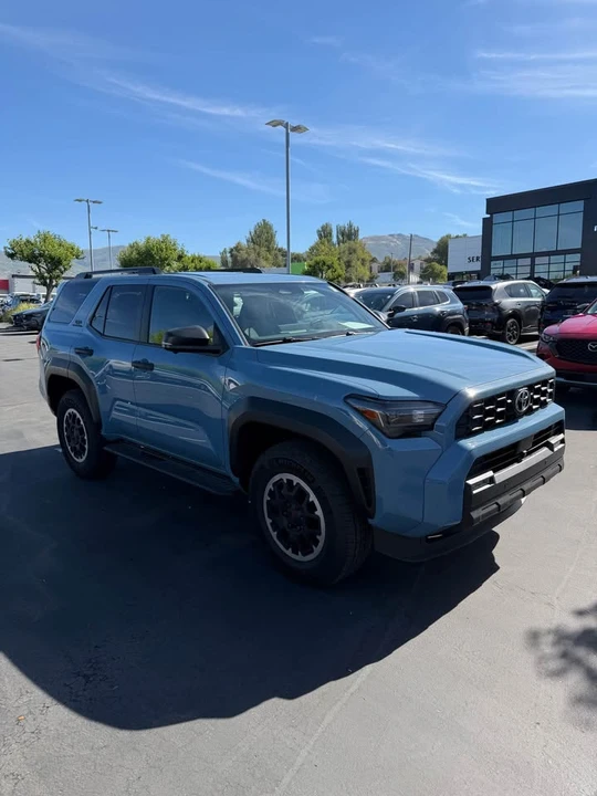 2026 Toyota 4Runner 6th Gen - Image 3 of 20