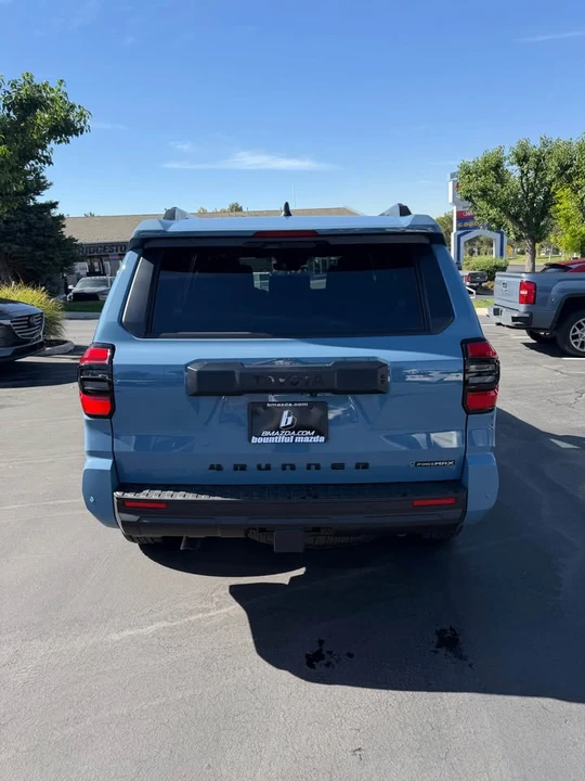 2026 Toyota 4Runner 6th Gen - Image 10 of 20