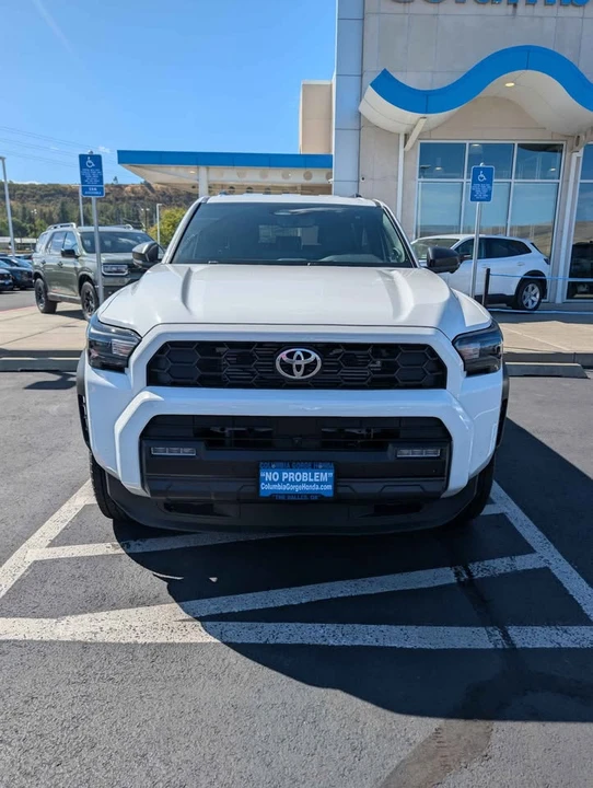 2026 Toyota 4Runner 6th Gen - Image 2 of 15