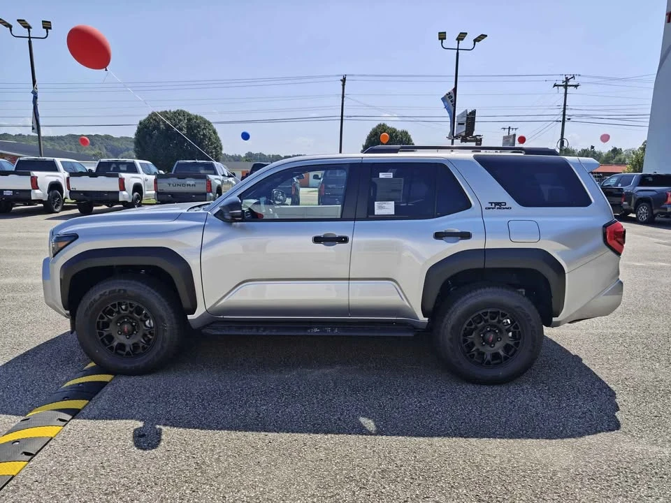 2026 Toyota 4Runner 6th Gen - Image 2 of 20